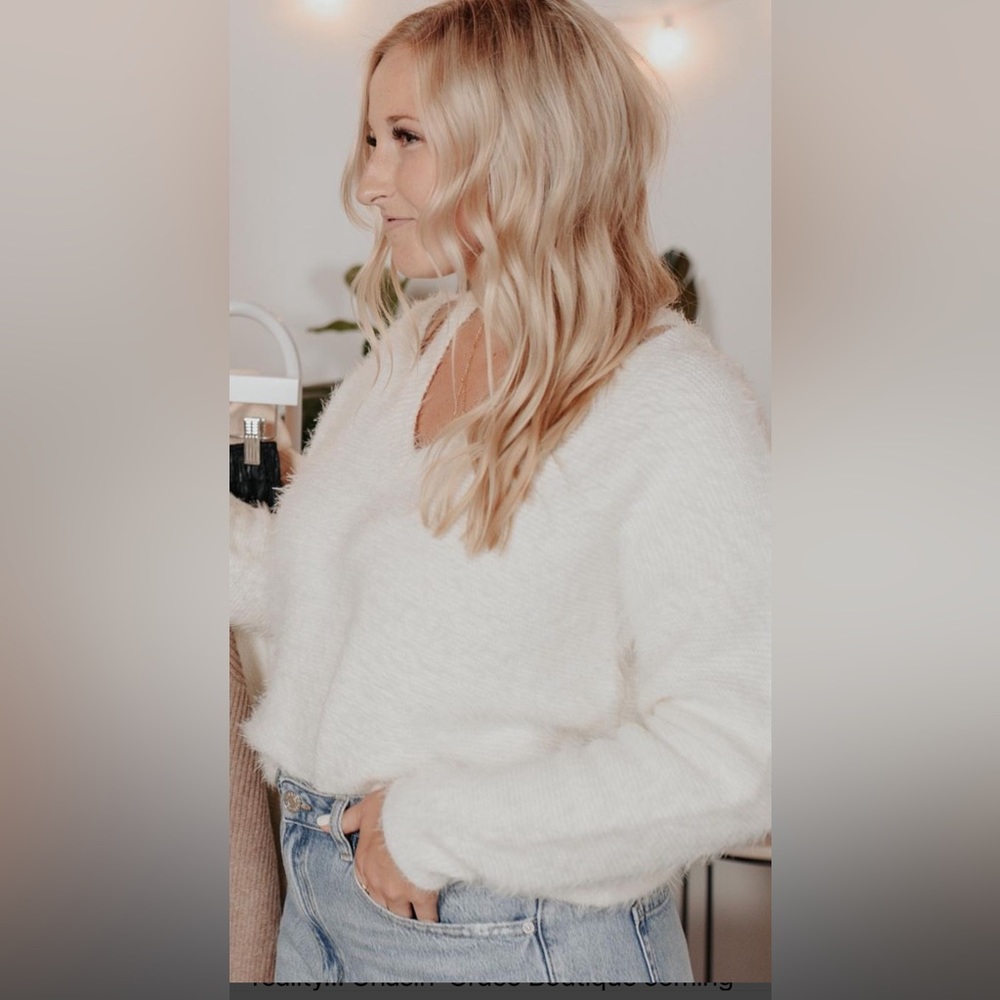 Women’s sweater